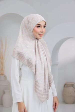 Puteri Sarah Nude Cream