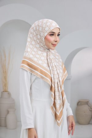 Puteri Qalish Nude Brown