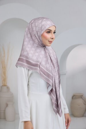 Puteri Qalish Dusty Purple