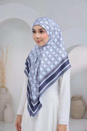 Puteri Qalish Dark Blue