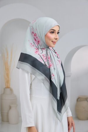 Sakura Qalisha Light Grey