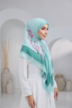 Sakura Qalisha Tiffany Blue